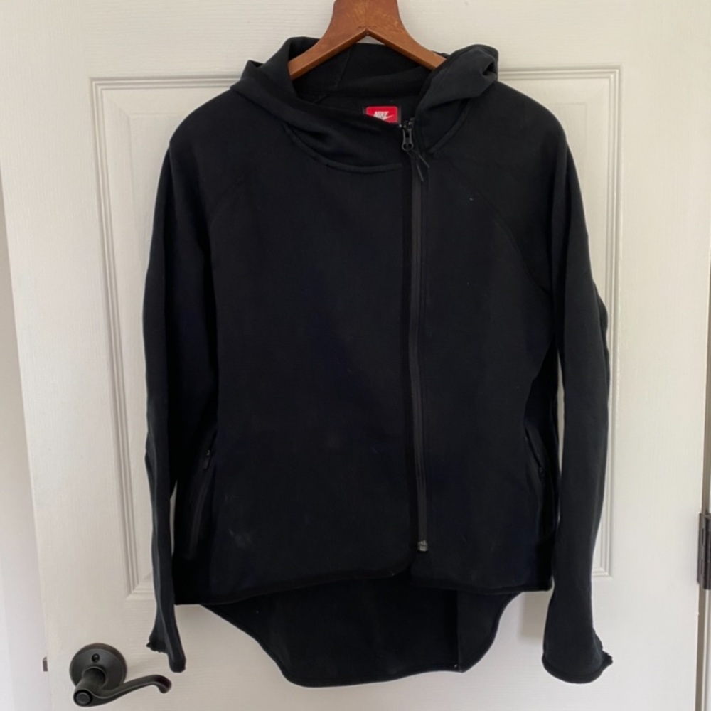 NIKE sportswear tech fleece